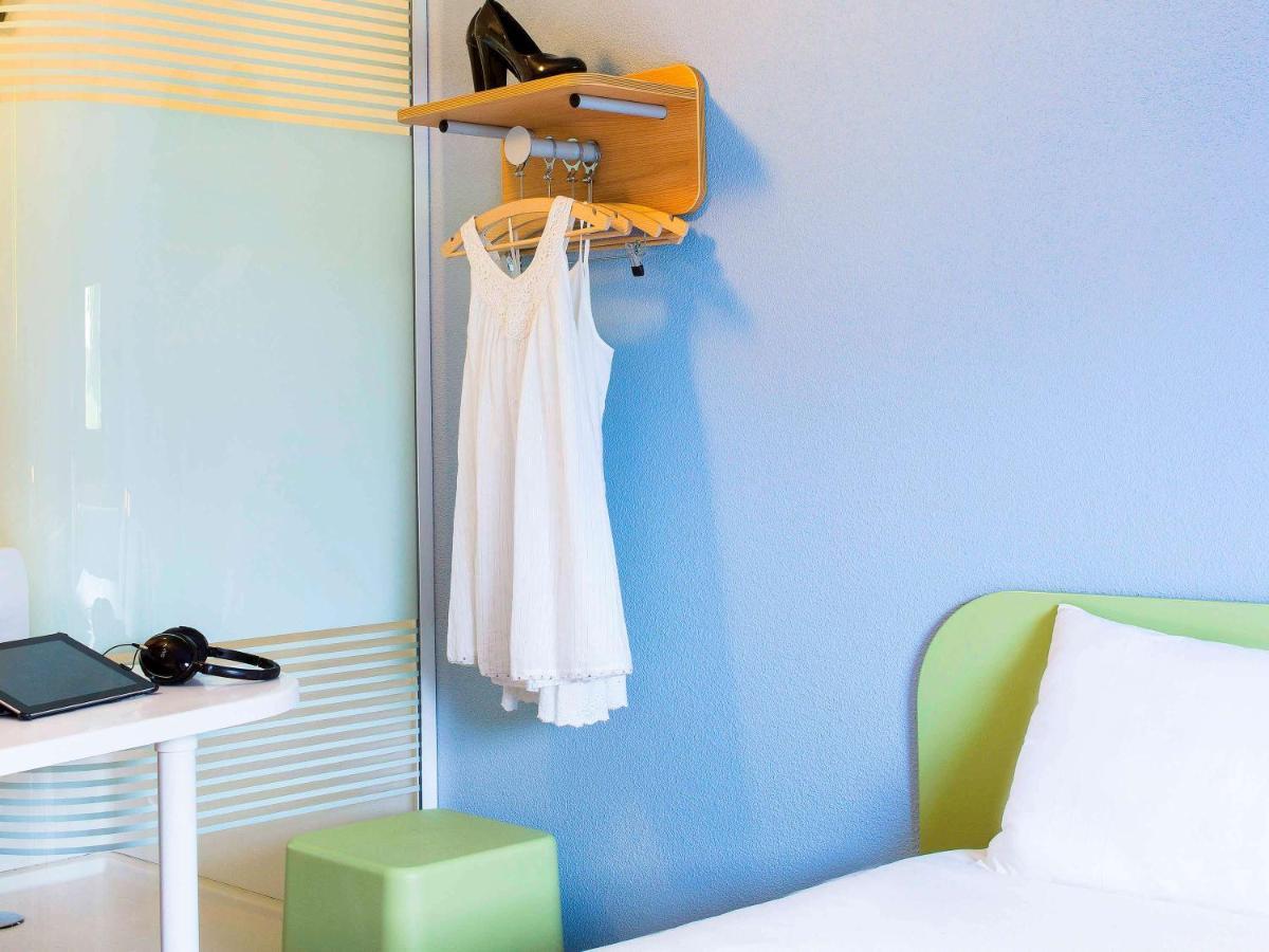 Ibis Budget Montceau Les Mines Bagian luar foto